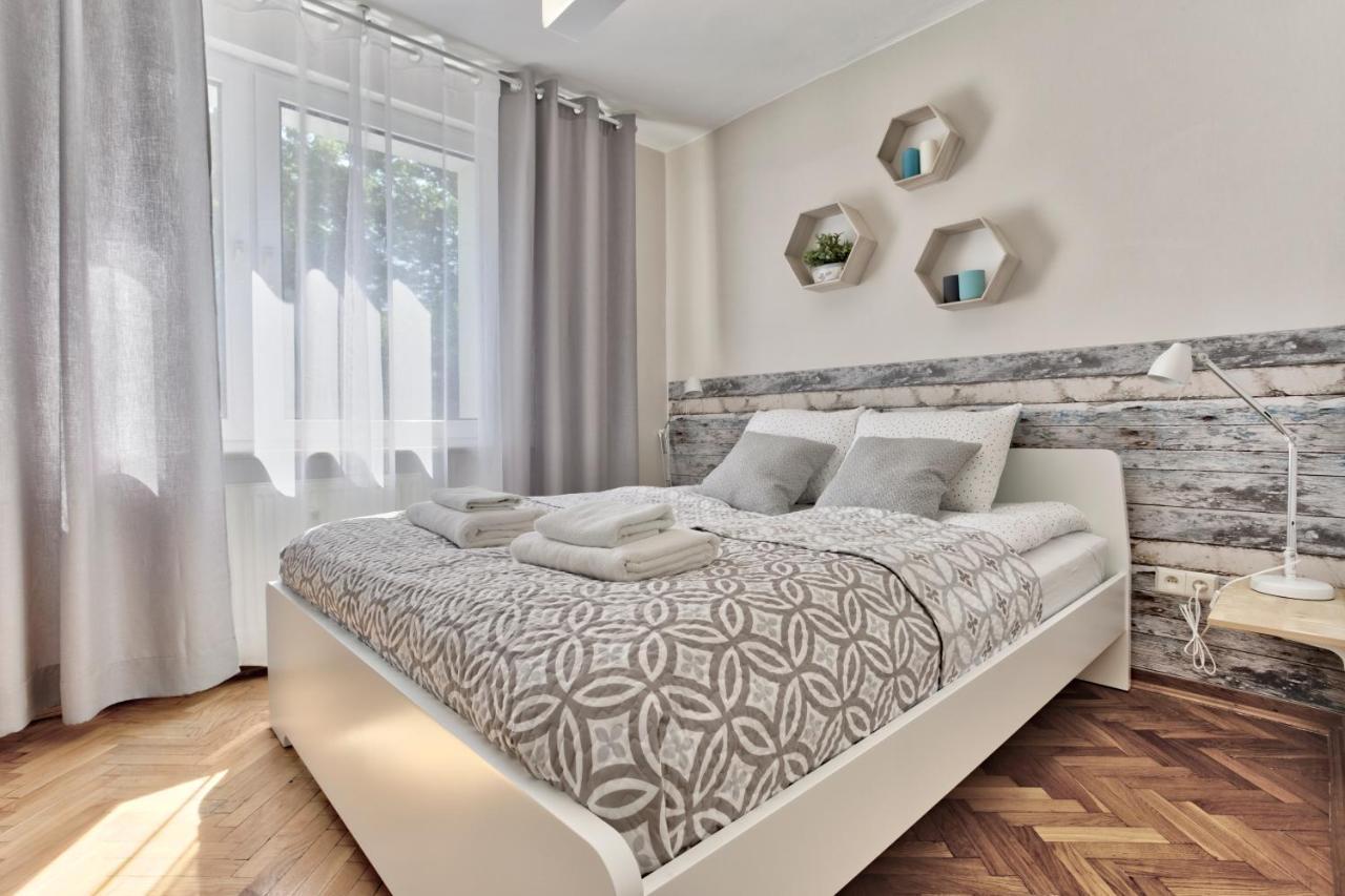 Tyzenhauz Apartments Economy 크라쿠프 외부 사진